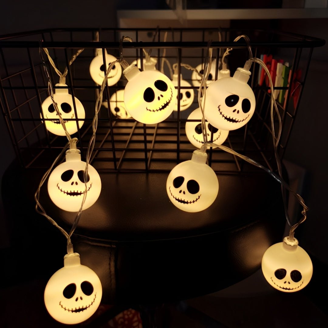 Varal Fantasminha LED 3m – Decoração de Halloween - Disponível na ProntoPraTi
