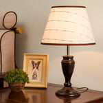 Abajur de Mesa Clássico com Cúpula Estampada - Disponível na ProntoPraTi