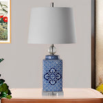 Abajur de Cerâmica Estilo Oriental em Porcelana Azul e Branco - Disponível na ProntoPraTi