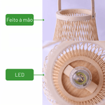 Luminária de Mesa de Palha Bambu Tipo Lanterna com Alça e Trama Aberta - Disponível na Luzzart