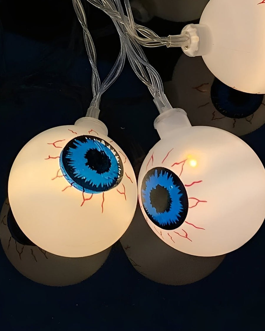 Olhos assustadores de Halloween, varal de LED a pilhas no ambiente