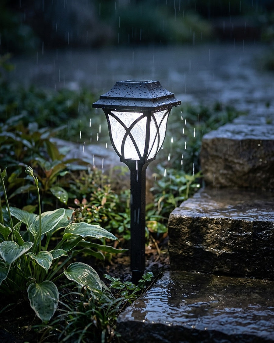 A proteção IP65 aguenta chuva e jatos de água