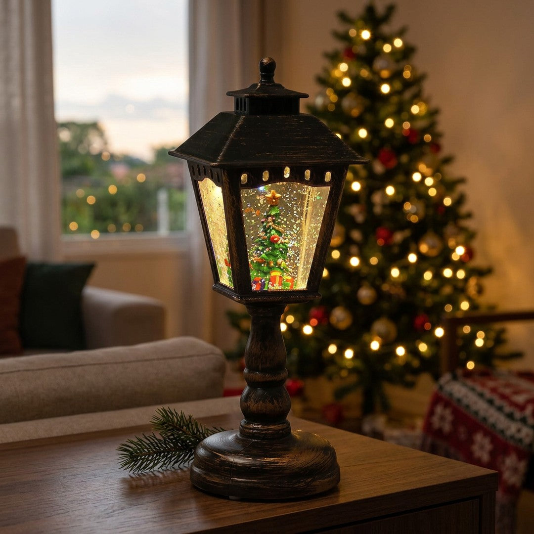 Ambiente · na mesa lateral, com a árvore de Natal ao fundo