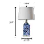 Abajur de Cerâmica Estilo Oriental em Porcelana Azul e Branco - Disponível na ProntoPraTi