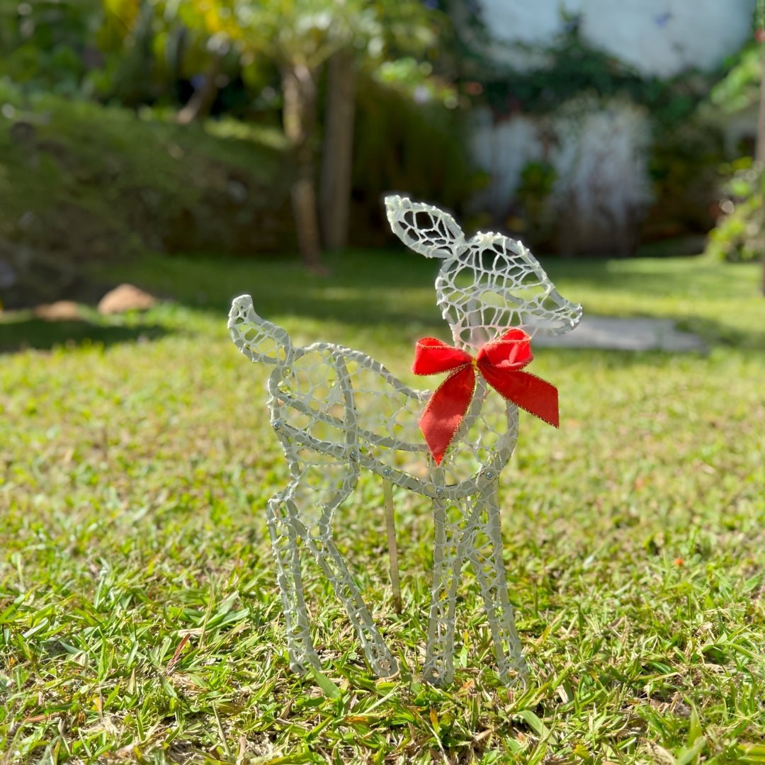 Rena de Natal de Led para Jardim - Disponível na ProntoPraTi